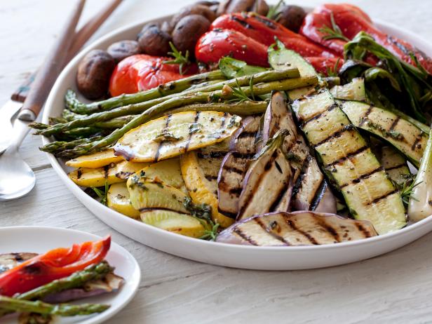 Refeições veganas rápidas! Vegetais grelhados