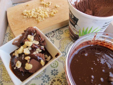 Sobremesa saborosa com leite de amêndoas